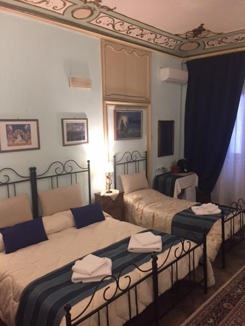 B&B Locami Piazzetta Messinese Палермо Экстерьер фото