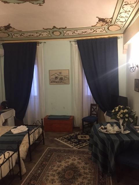B&B Locami Piazzetta Messinese Палермо Экстерьер фото
